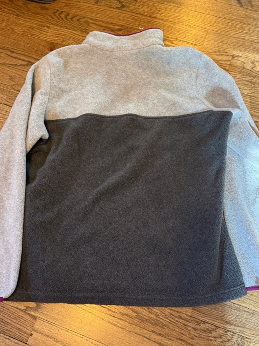 Columbia Two-Tone Fleece Pullover - Gray, Cream & Plum Accents - Picture 4 of 4
